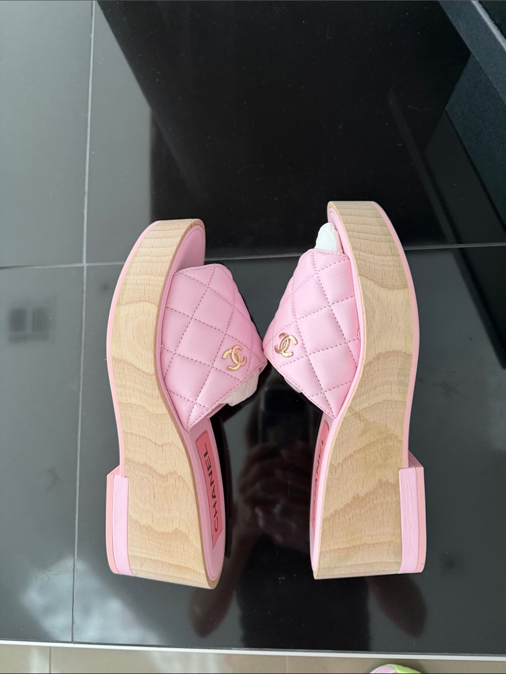 CHANEL Pink Quilted Leather Slide Mules with Gold CC--FLASH SELL-- - Picture 7 of 11